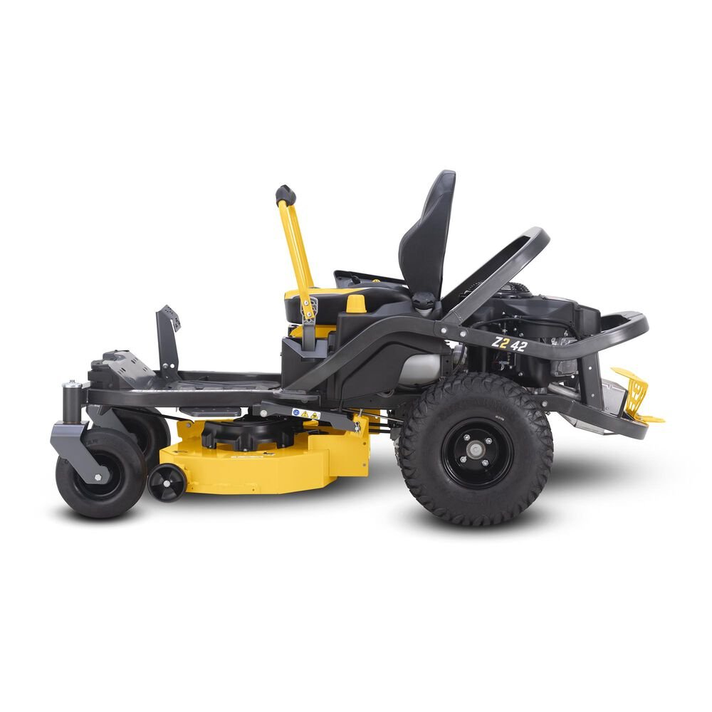 Cub-Cadet-Z242_3.jpg