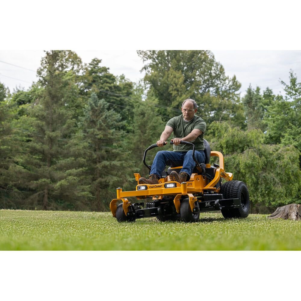 Cub-Cadet-ZT154P-2025_A2.jpg